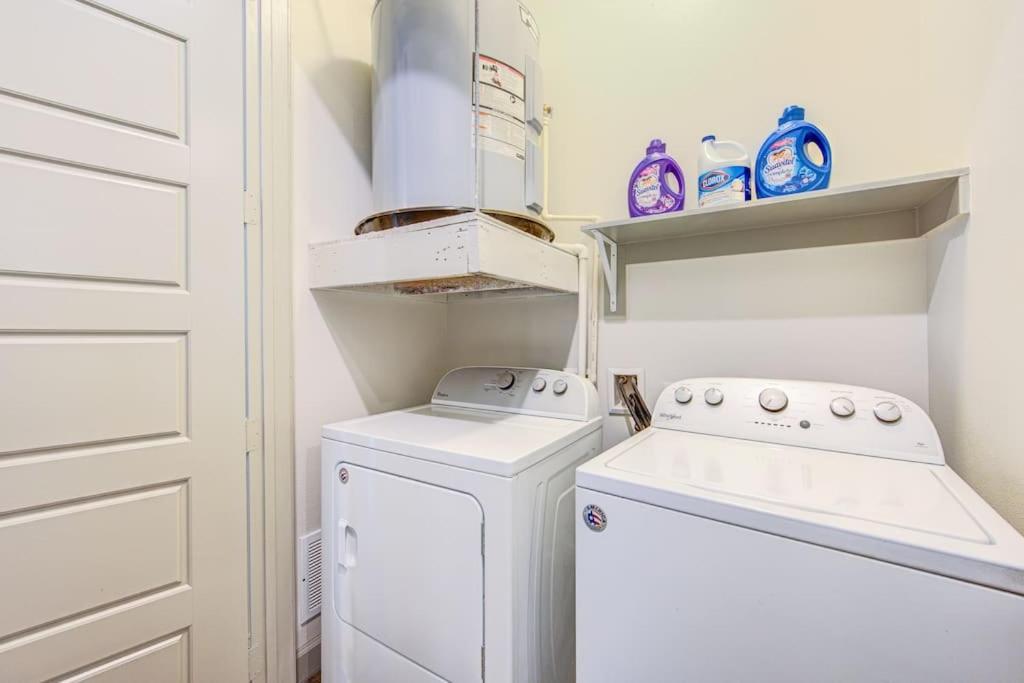 Appartamento Trendy Downtown 1bd/freeparking/wi-fi/pool *