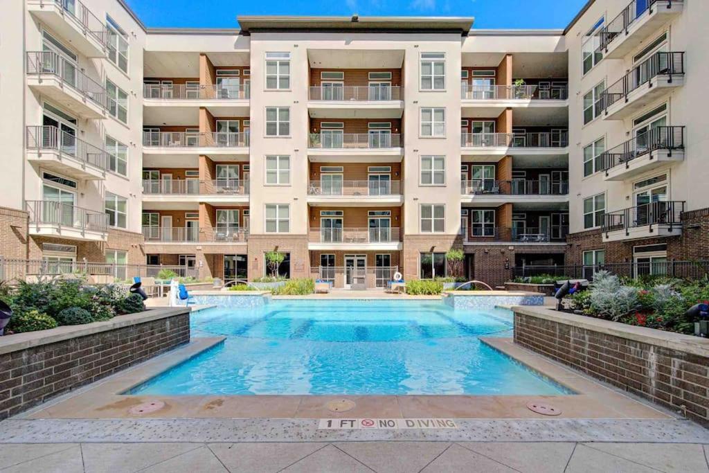 Trendy Downtown 1bd/freeparking/wi-fi/pool Appartamento Houston